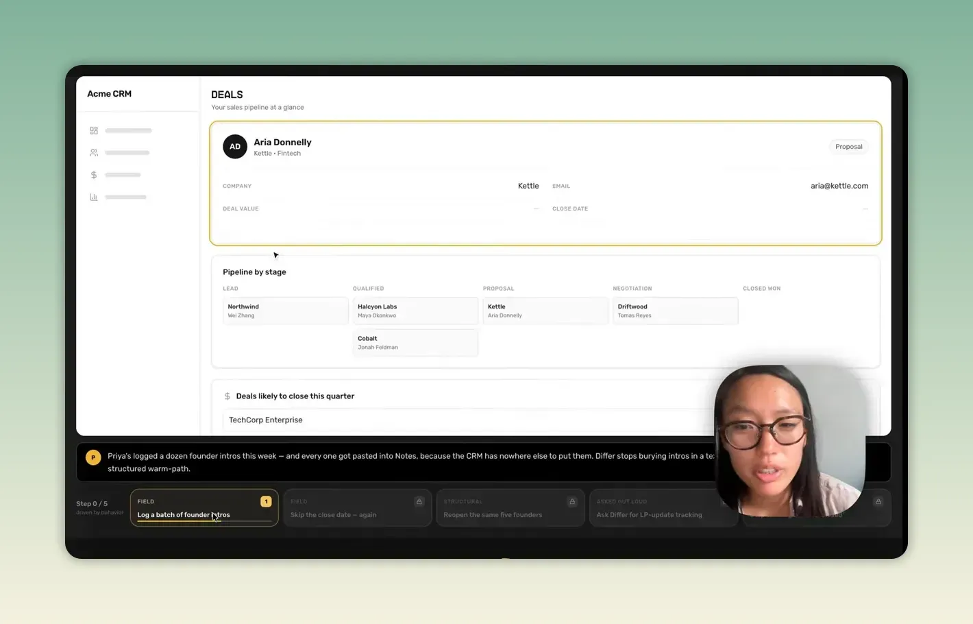 หน้าจอตัวอย่าง Acme CRM หน้า DEALS มีกรอบสีเหลืองรอบรายละเอียดดีลและตาราง Pipeline by stage